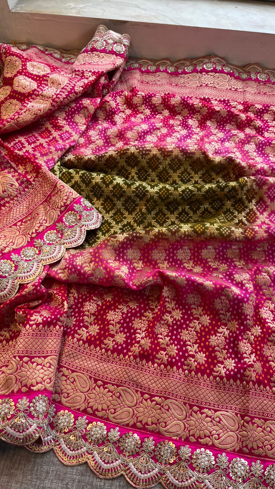 Elegant Bandhani Banarasi Khaddi Georgette Dupatta