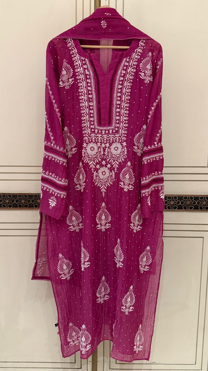 Luxurious Mul Chanderi Kurta Dupatta Set with Pearl & Katdana Embellishments
