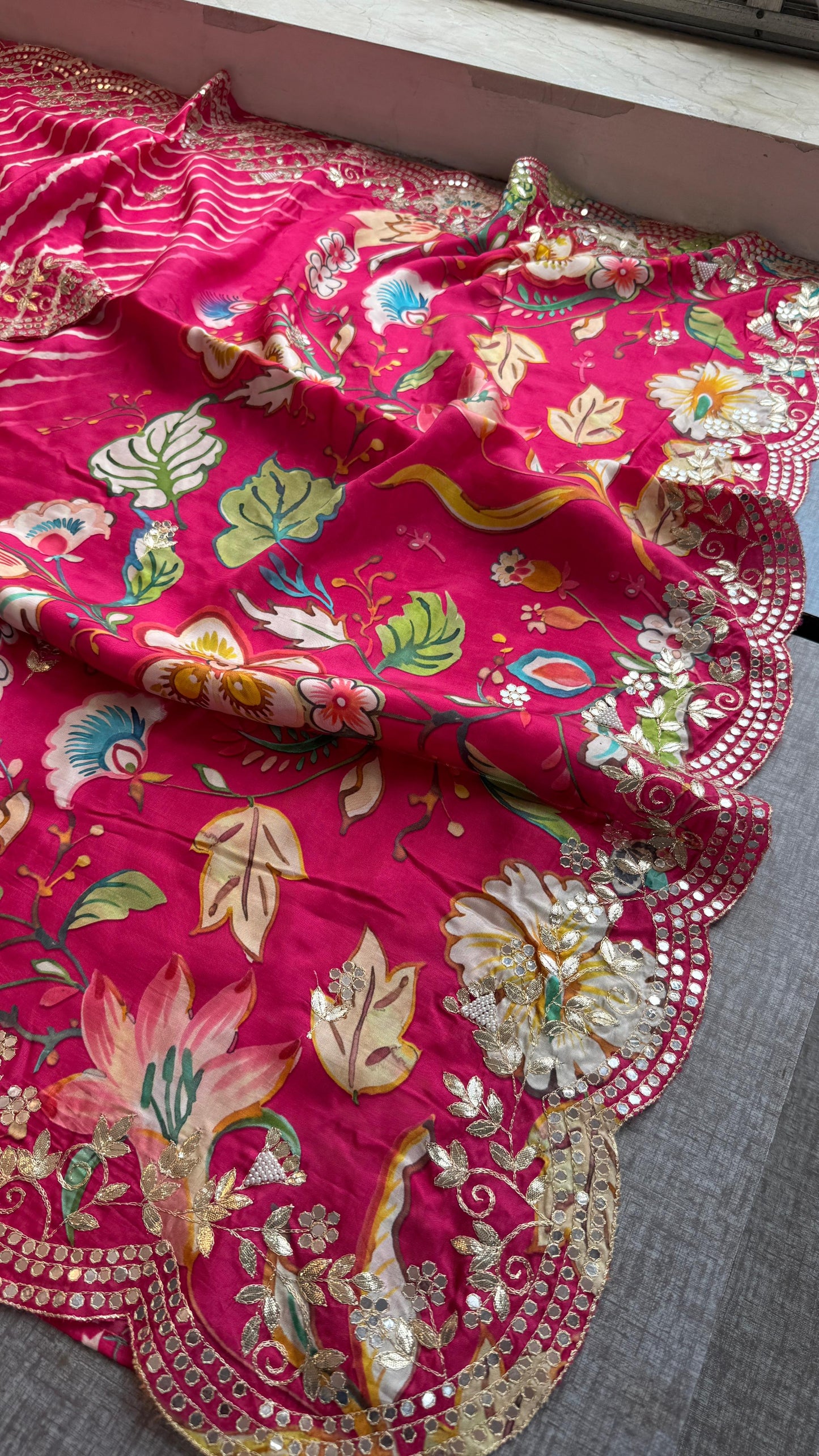 Munga Crepe Silk Saree with Kasab & Gotapatti Detailing
