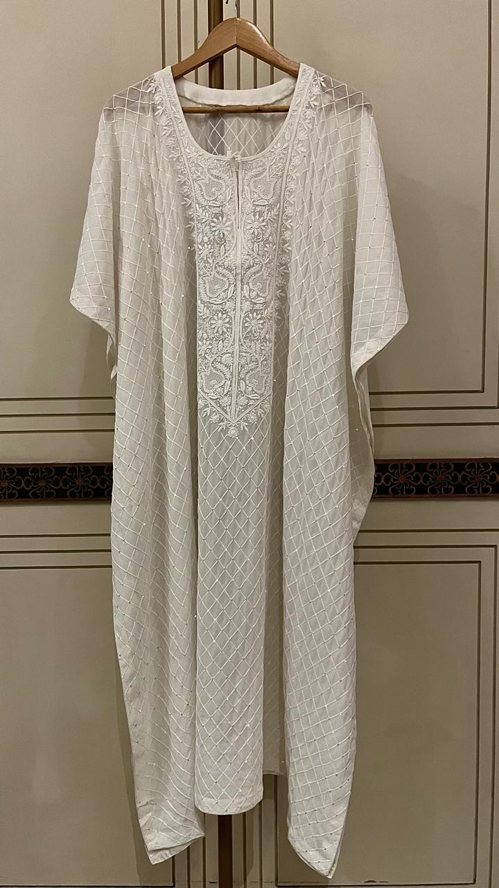Pure mulmul semi stitched kurta dupatta with jaali motifs