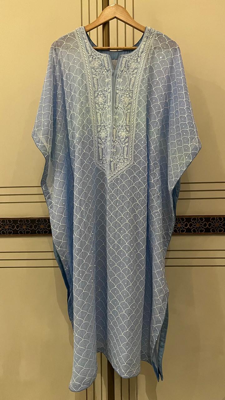 Pure mulmul semi stitched kurta dupatta with jaali motifs