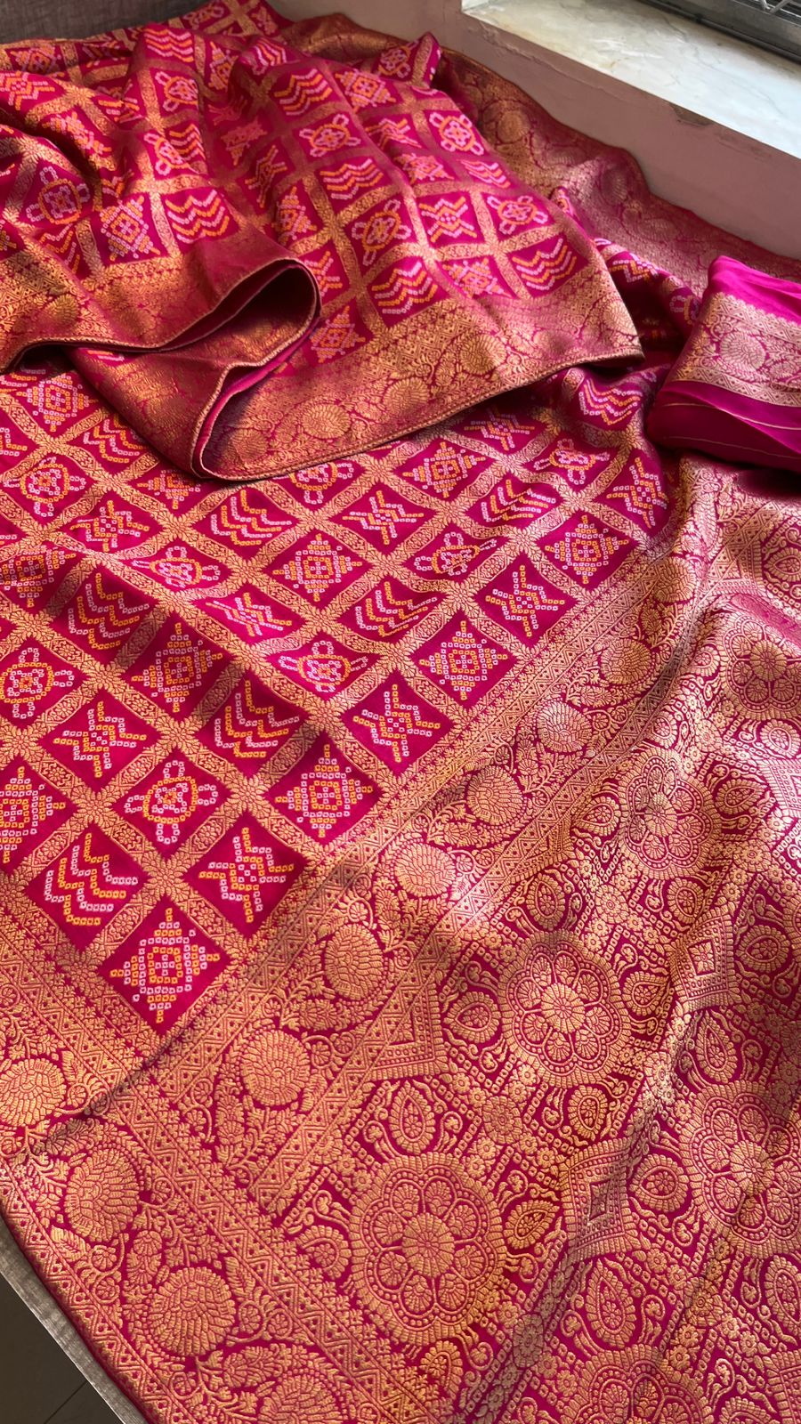 Pure Munga Silk Saree with Meena Banarasi Weaving