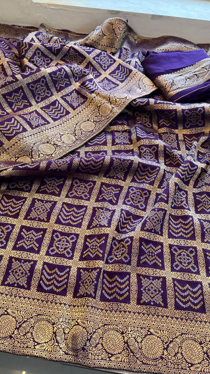 Pure Munga Silk Saree with Meena Banarasi Weaving