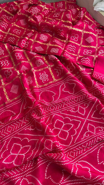 Pure Crepe Silk Saree with Bandhani Banarasi Weaving