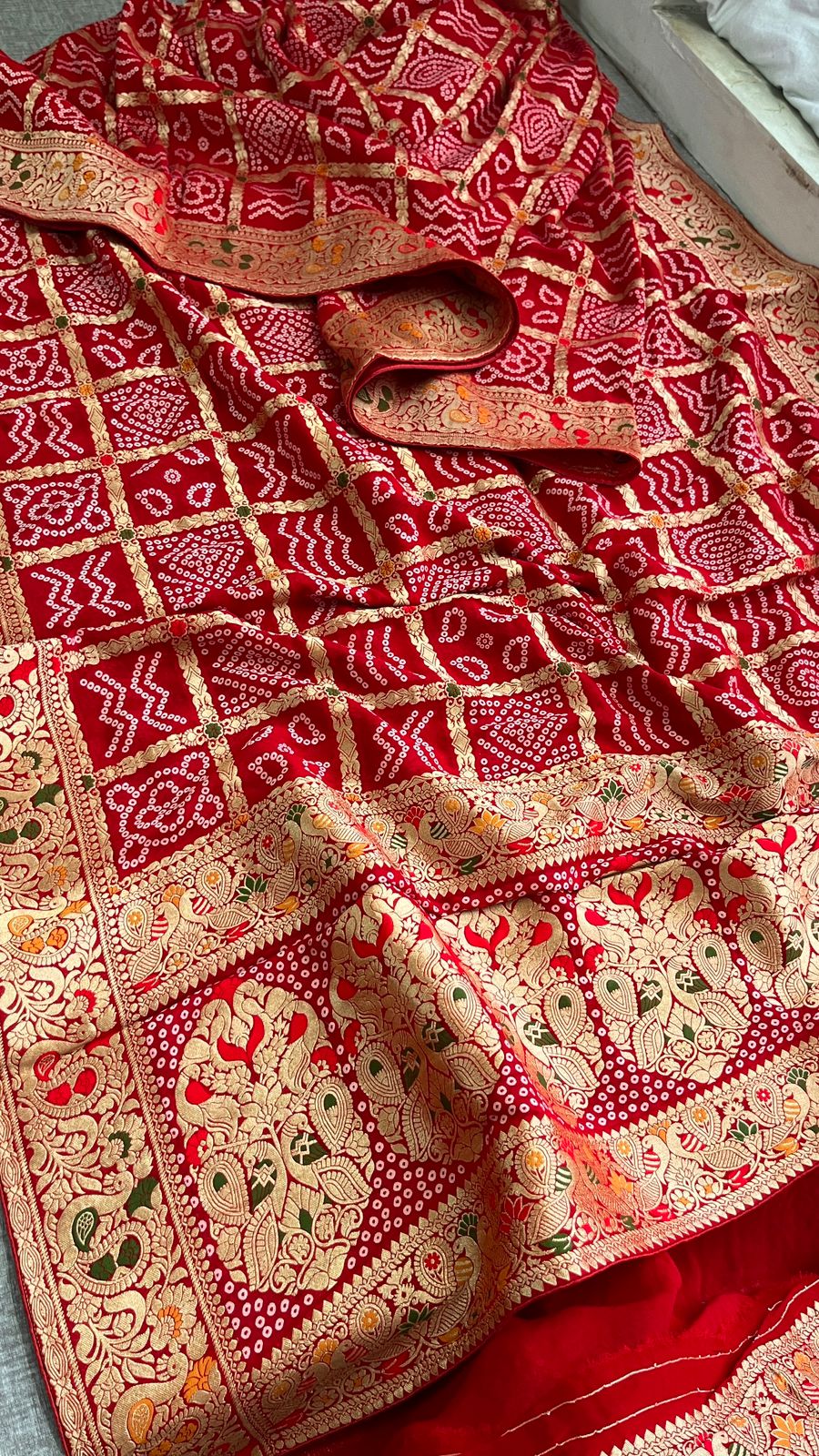 Pure Khaddi Georgette Saree with Bandhani & Meena Banarasi Weaving