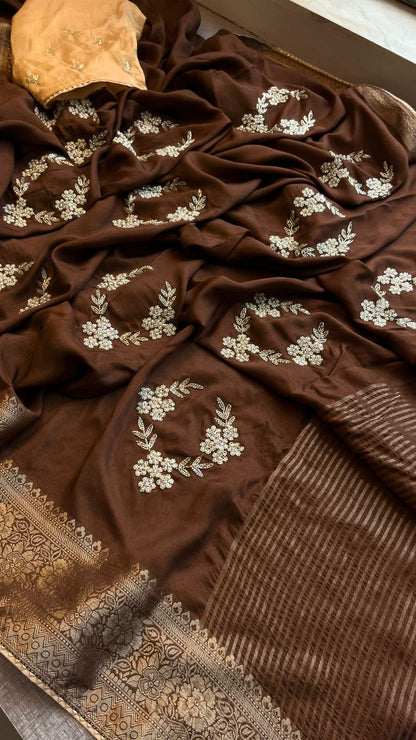 Pure Munga Silk Banarasi Saree with Zardozi, Kutdana & Pearl Work
