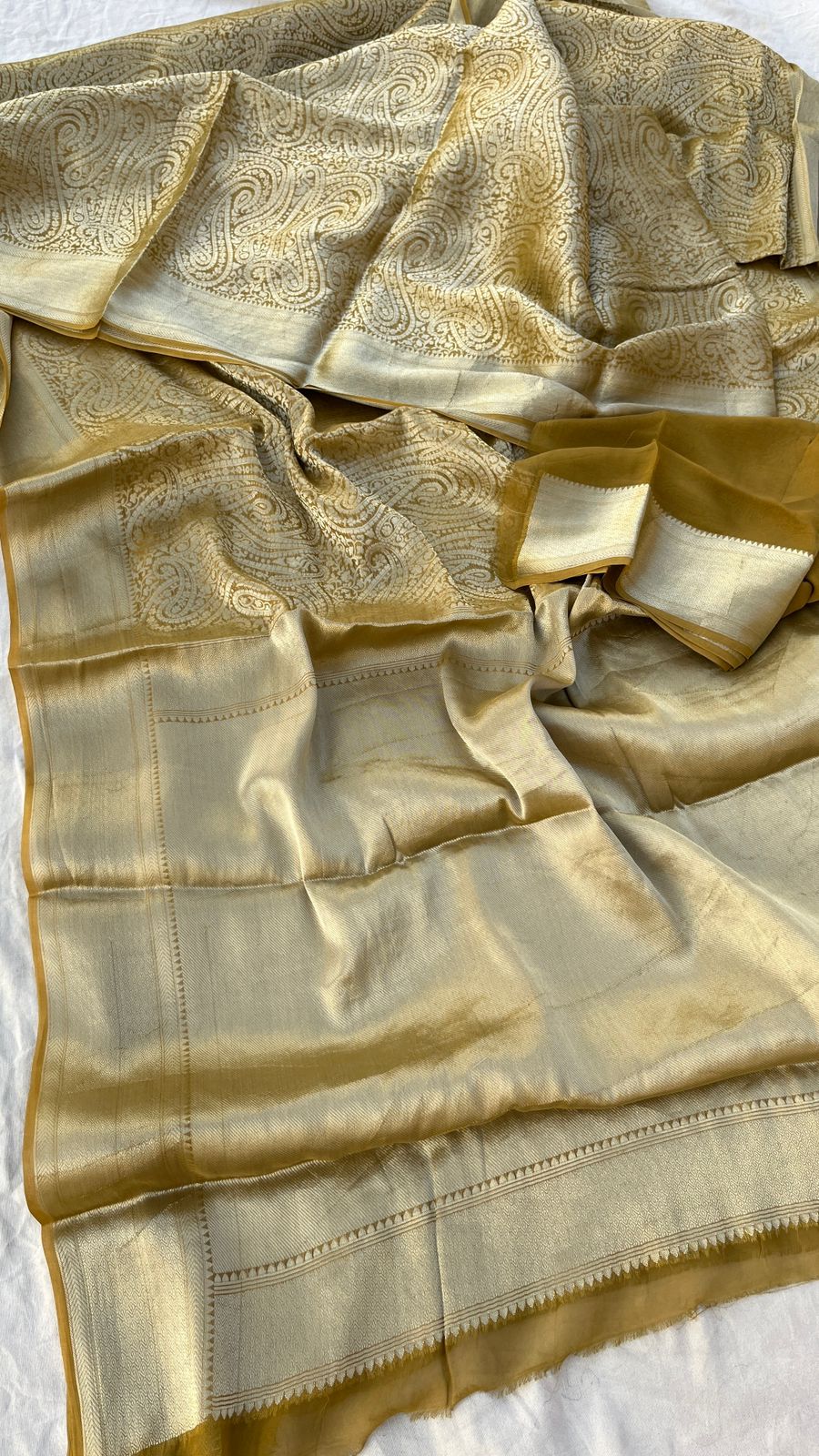 Pure Khaddi Georgette Saree with Banarasi Weaving