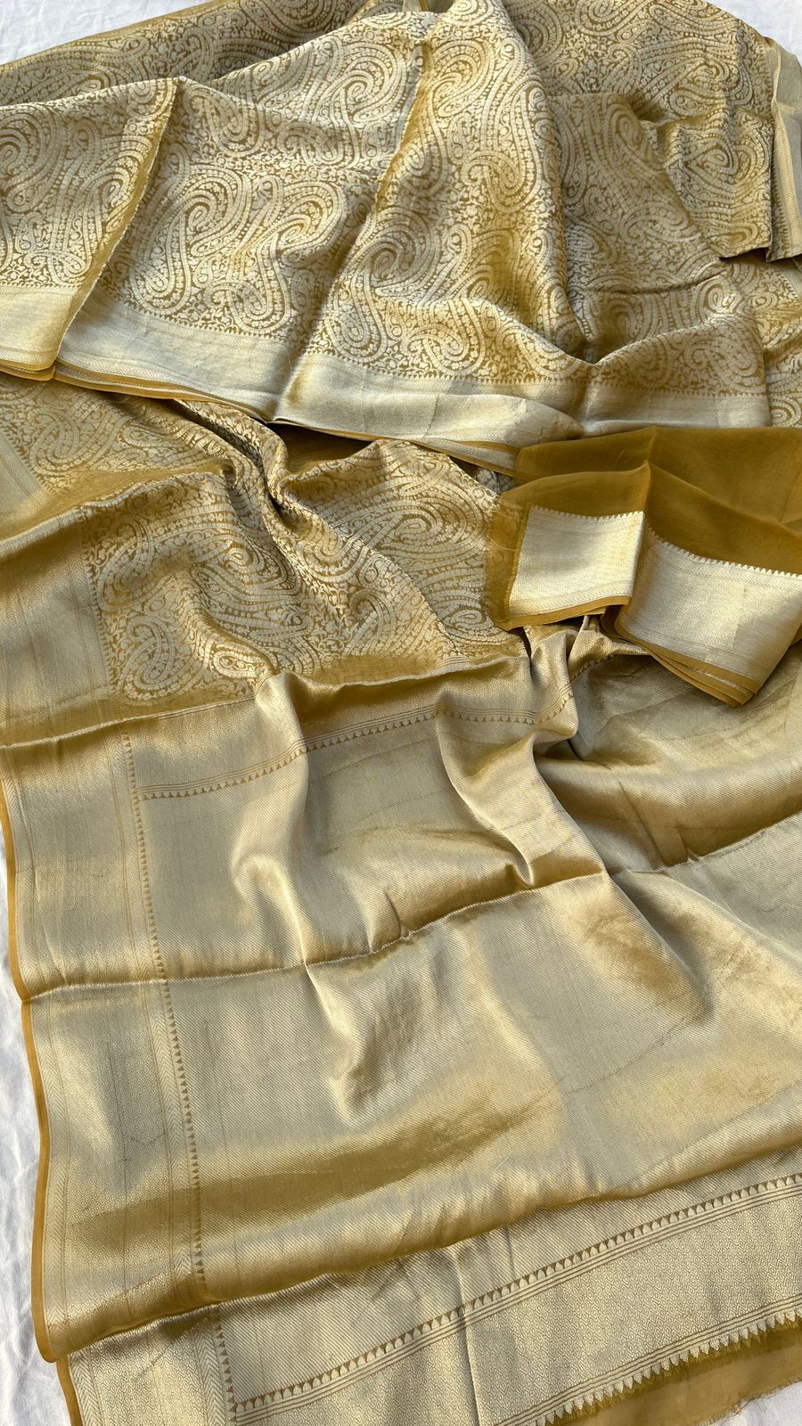 Pure Khaddi Georgette Saree with Banarasi Weaving