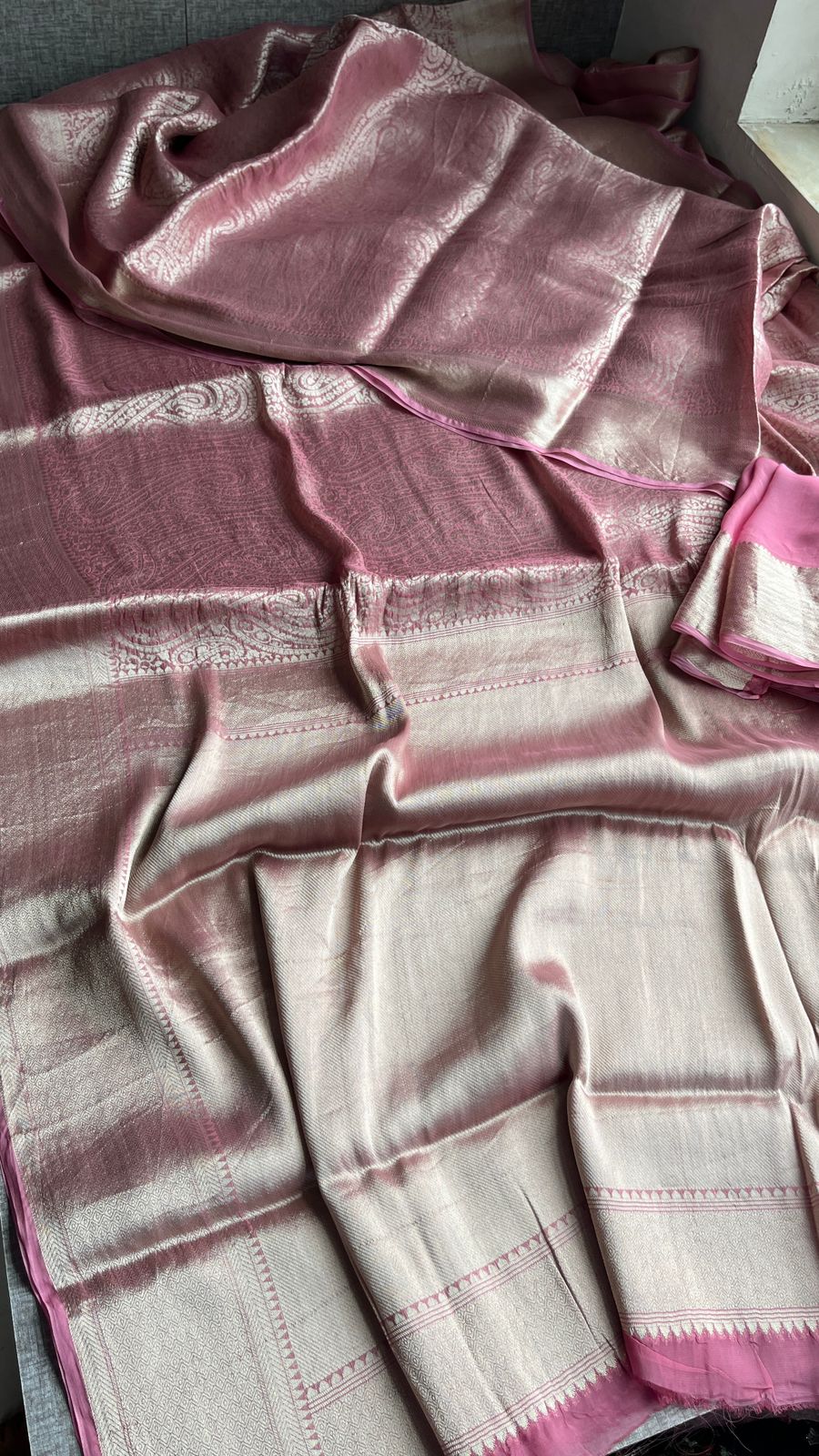 Pure Khaddi Georgette Saree with Banarasi Weaving