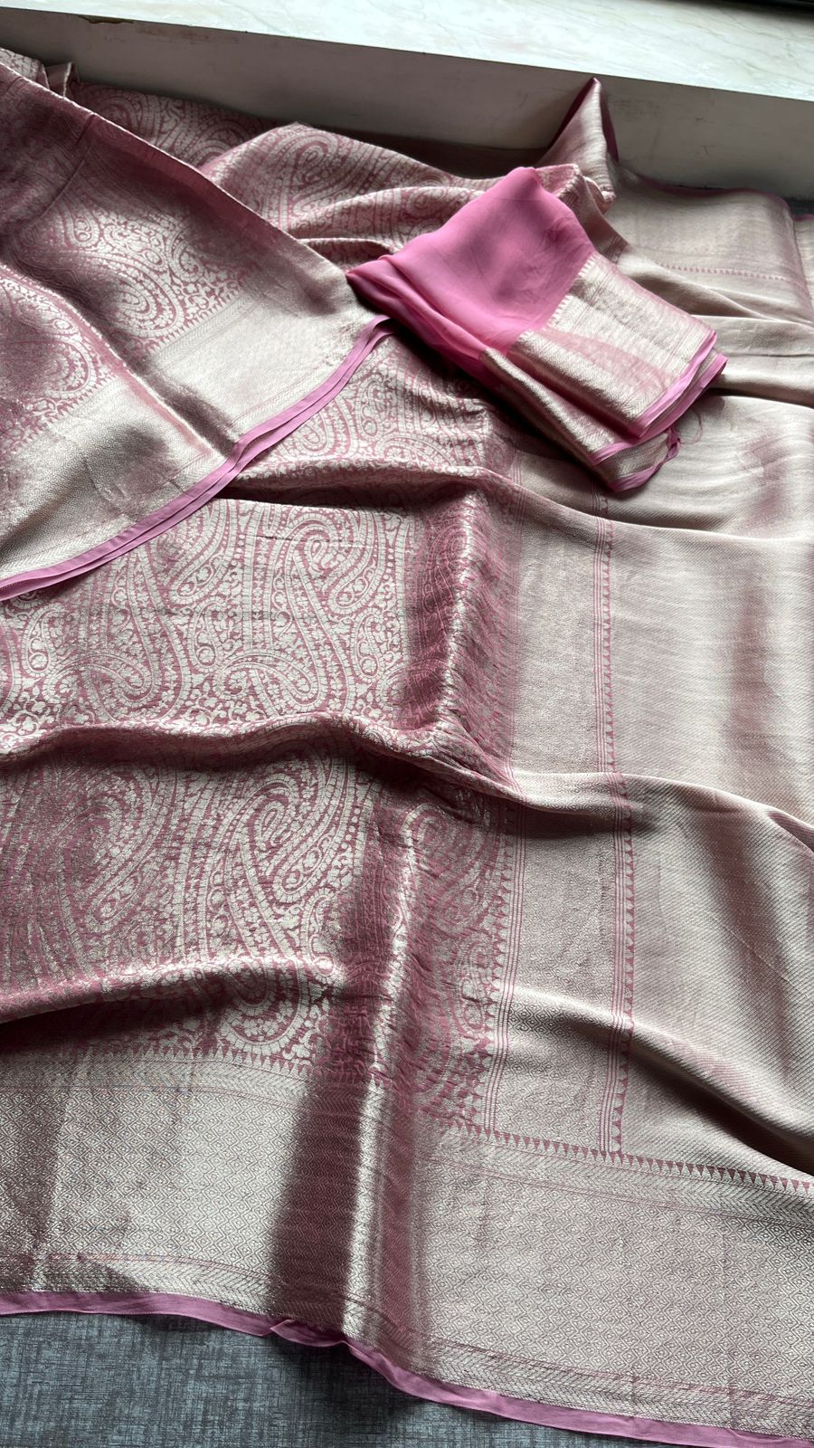 Pure Khaddi Georgette Saree with Banarasi Weaving