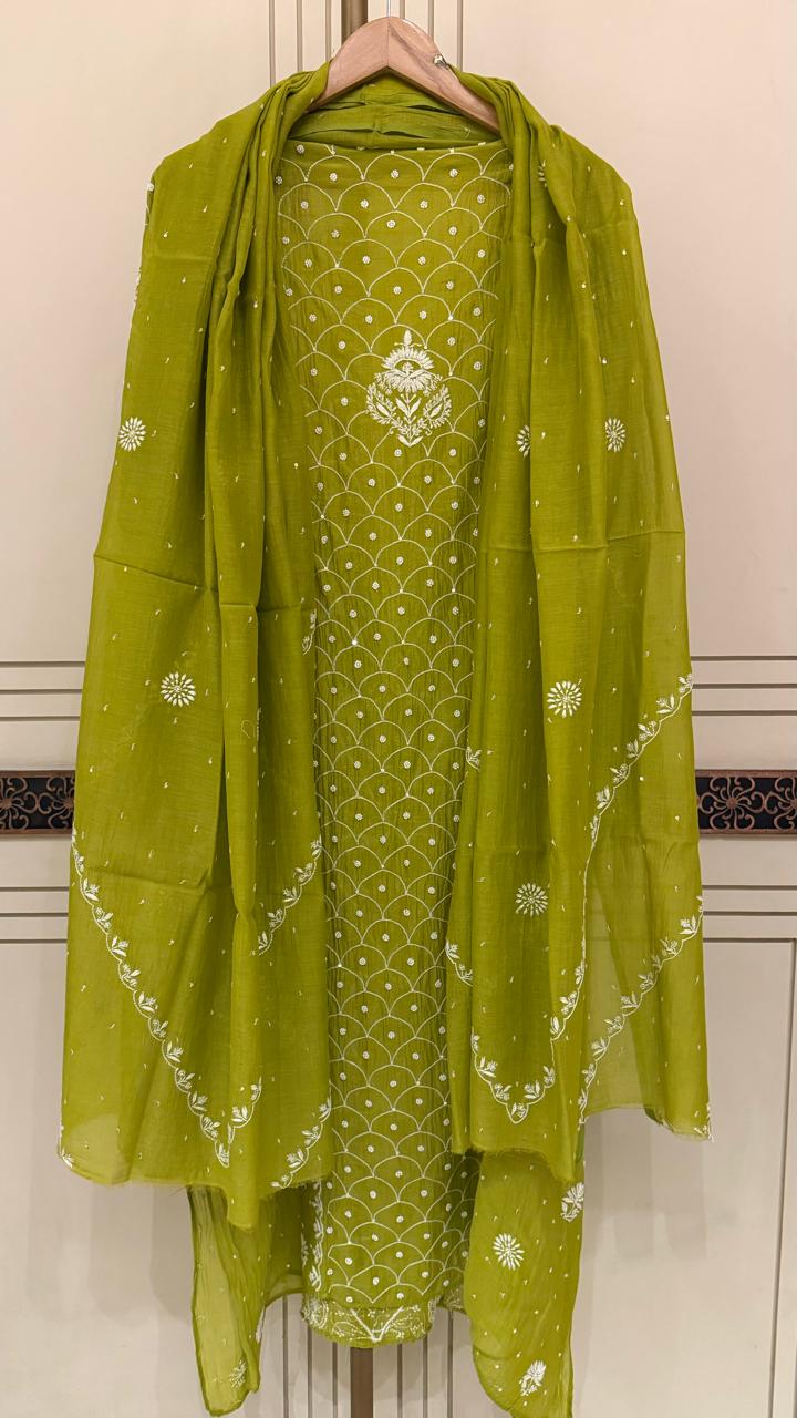 Exquisite Mul Chanderi Kurta Dupatta Set with Pearl & Sequin Detailing