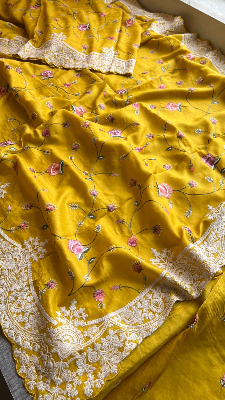 Pure Soft Munga Silk Saree with Multi-Thread Embroidery