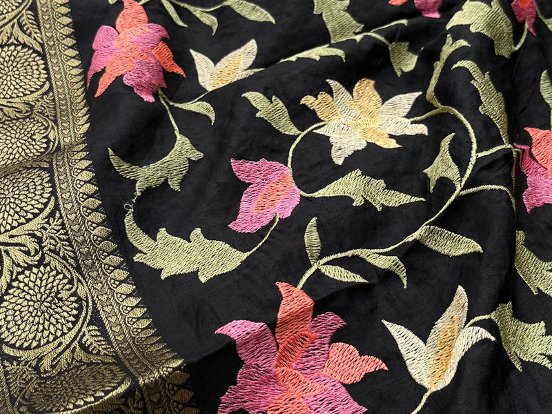 Soft Munga Banarasi Silk Saree with Multithread Embroidery