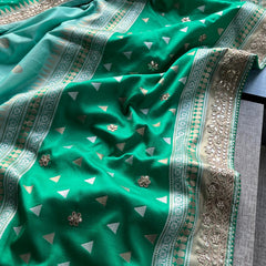 Munga Patola Silk Saree with Gotapatti & Pearl Embroidery