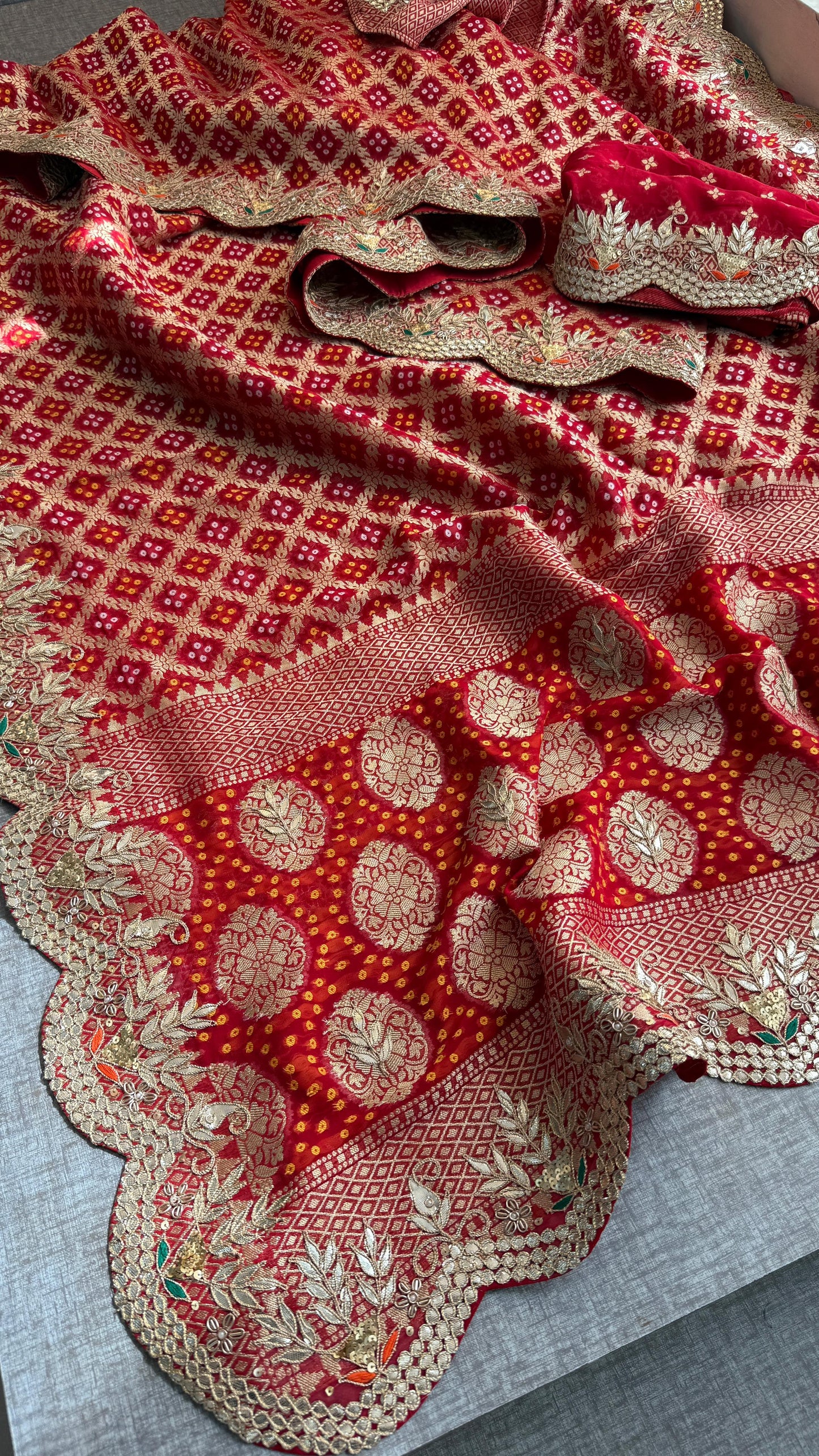 Munga Banarasi Silk Saree with Pearl, Resham & Kutdana