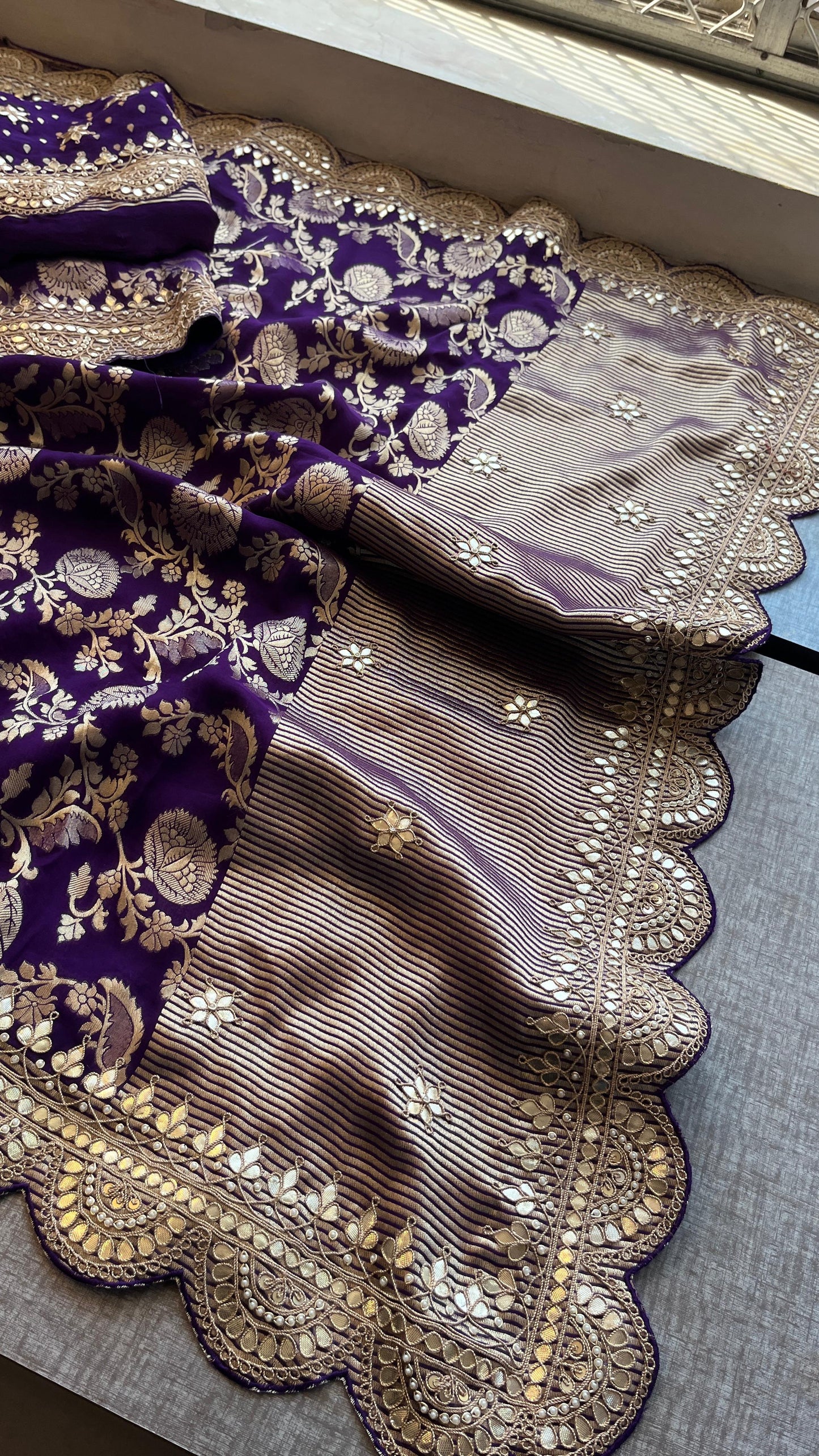 Khaddi Georgette Banarasi Saree with Pearl & Gotapatti Work