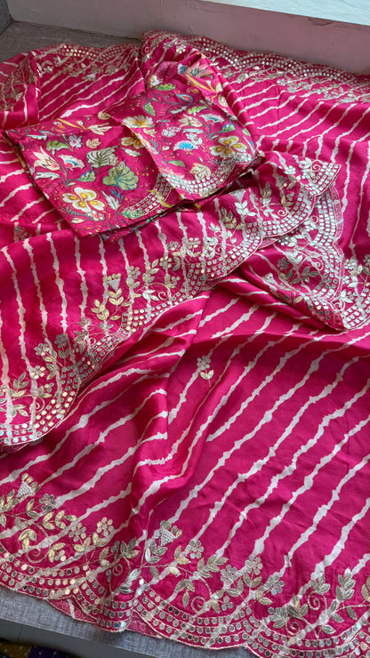 Munga Crepe Silk Saree with Kasab & Gotapatti Detailing
