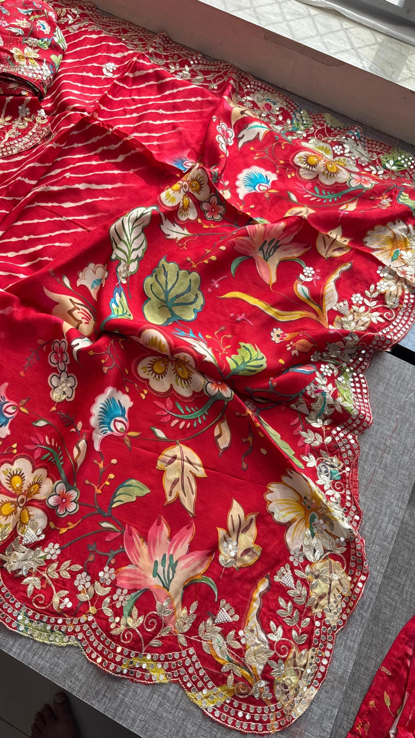 Munga Crepe Silk Saree with Kasab & Gotapatti Detailing