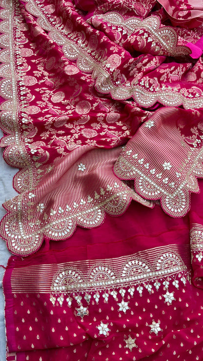 Khaddi Georgette Banarasi Saree with Pearl & Gotapatti Work
