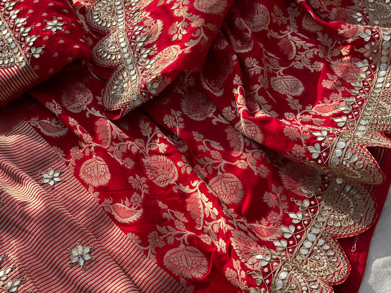 Khaddi Georgette Banarasi Saree with Pearl & Gotapatti Work