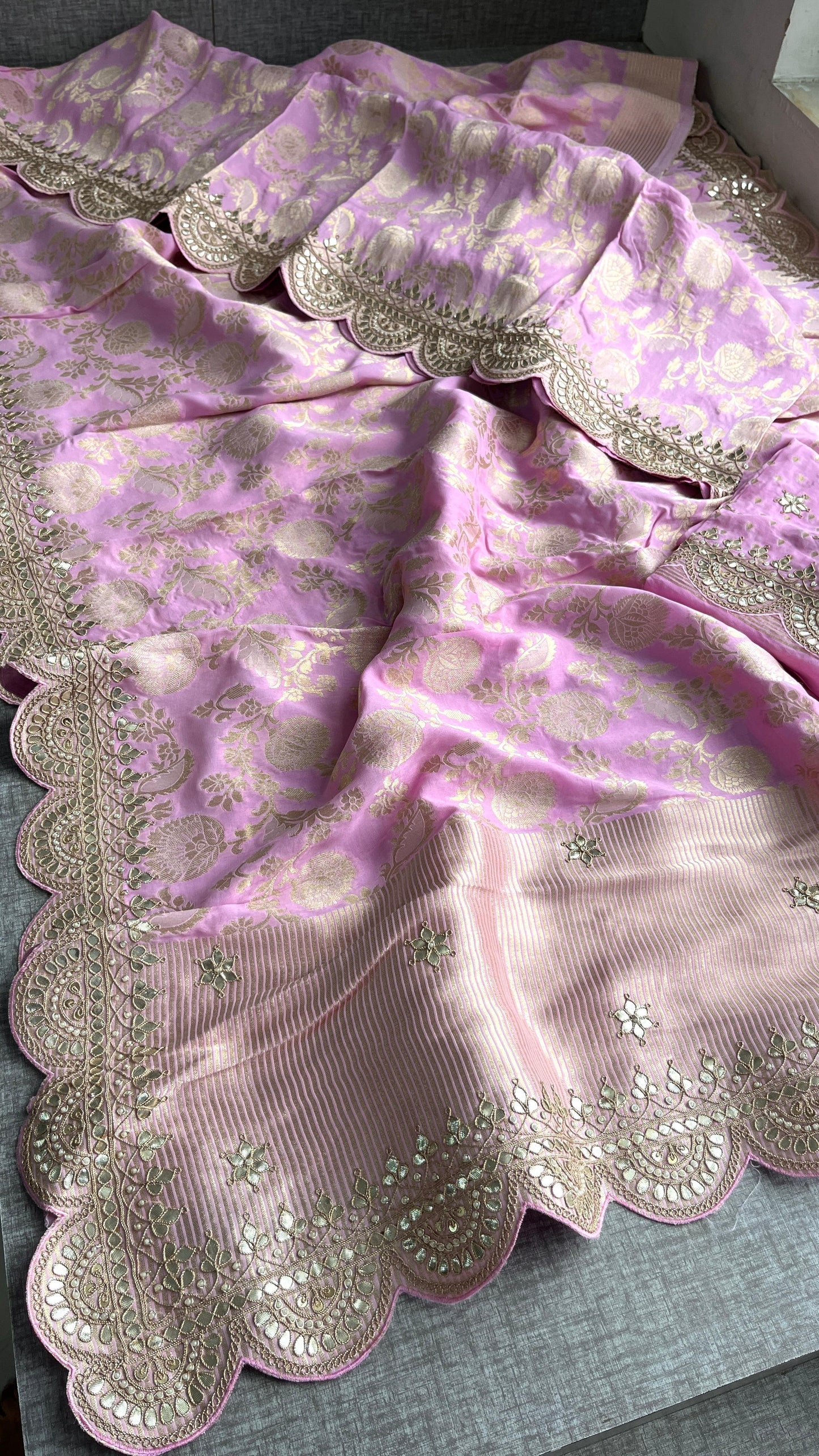 Khaddi Georgette Banarasi Saree with Pearl & Gotapatti Work